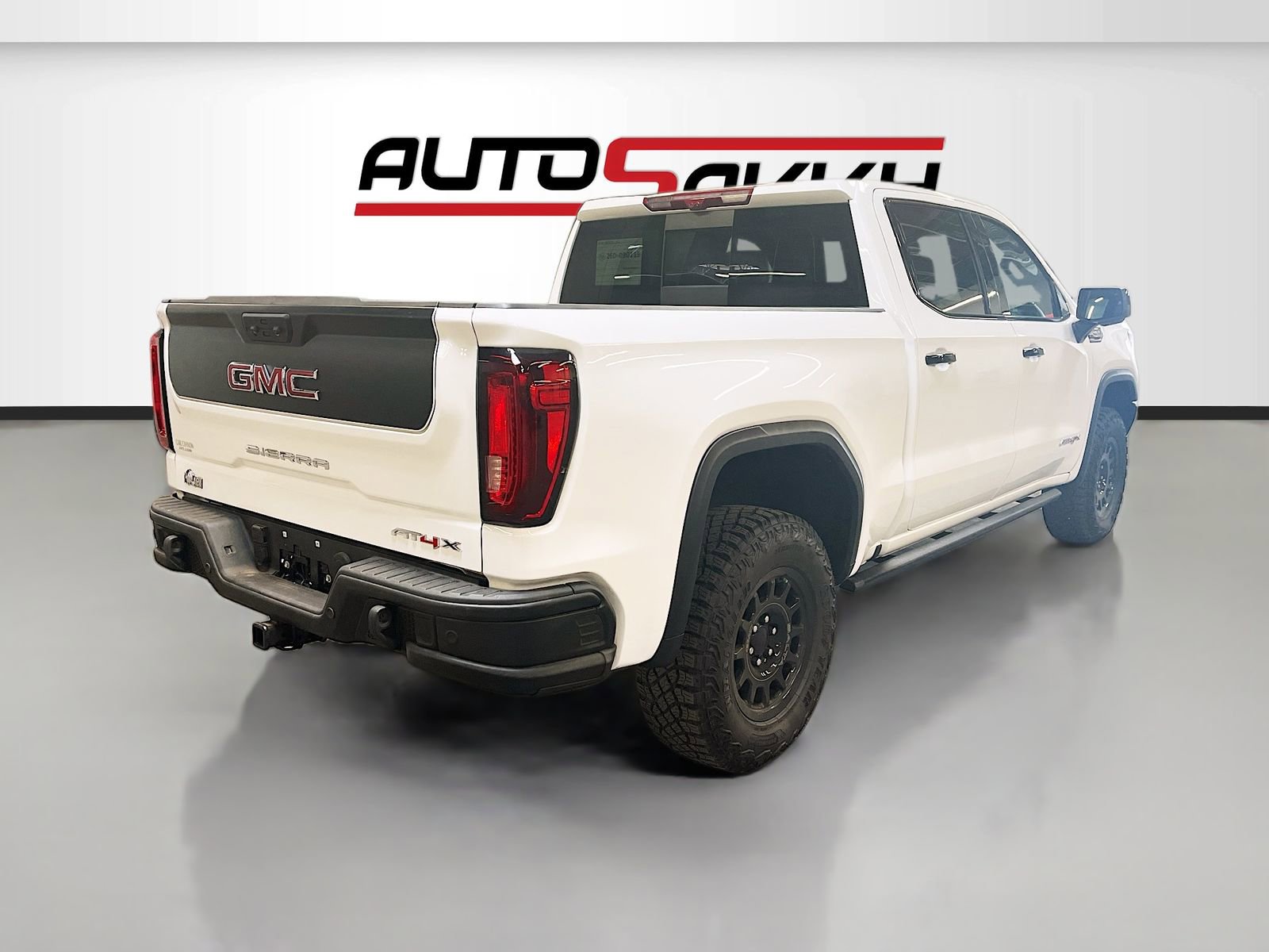 Used 2025 GMC Sierra 1500 AT4X w/ AT4X AEV Edition AWD/4WD image 7