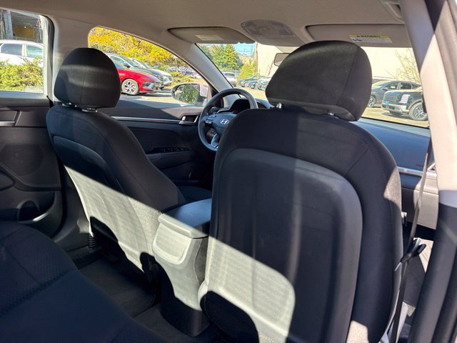 Used 2019 Hyundai Elantra SE w/ Cargo Package FWD image 28