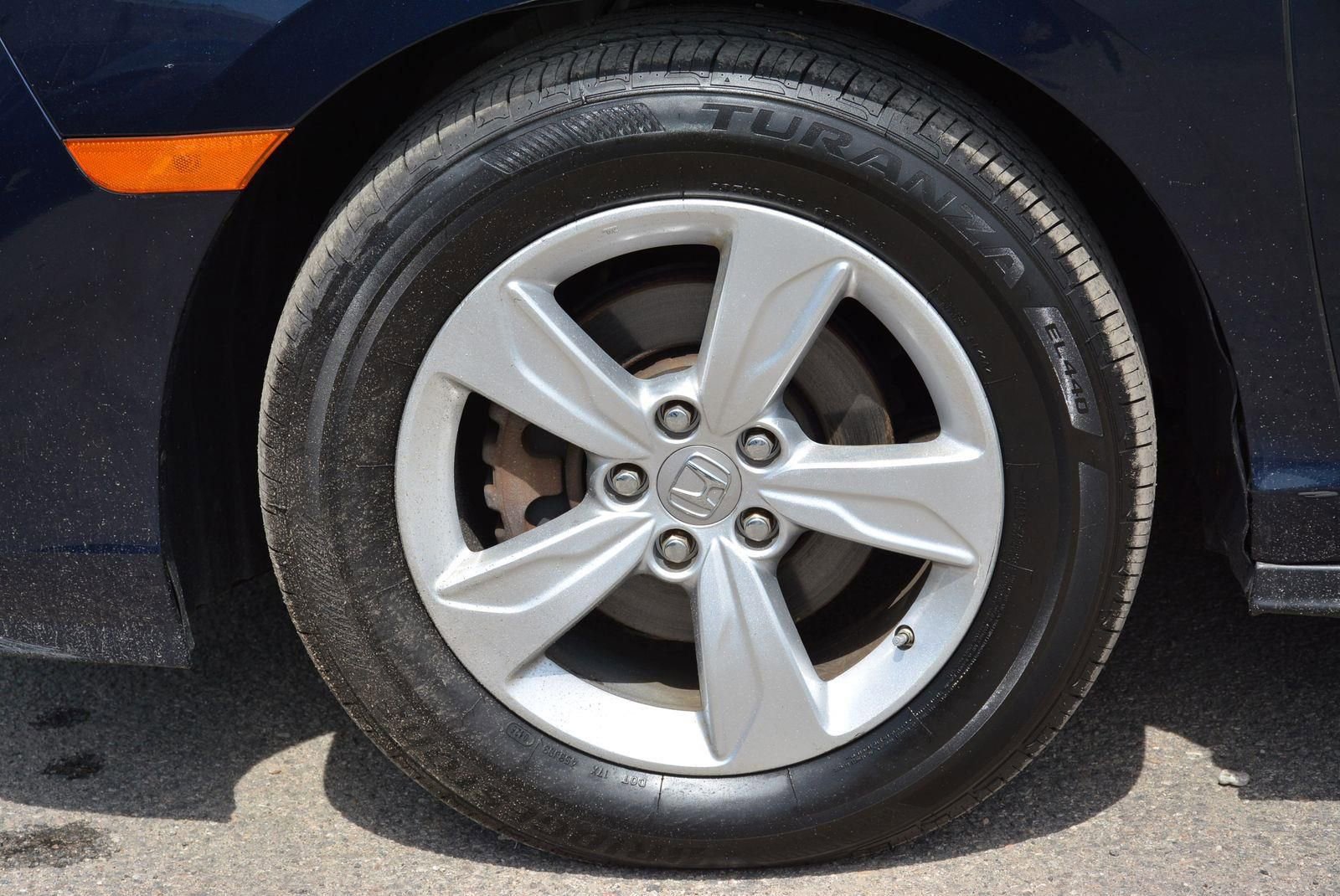 Used 2019 Honda Odyssey EX image 30