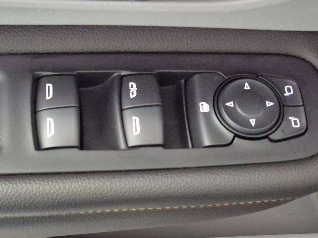 Certified 2021 GMC Terrain SLT image 18