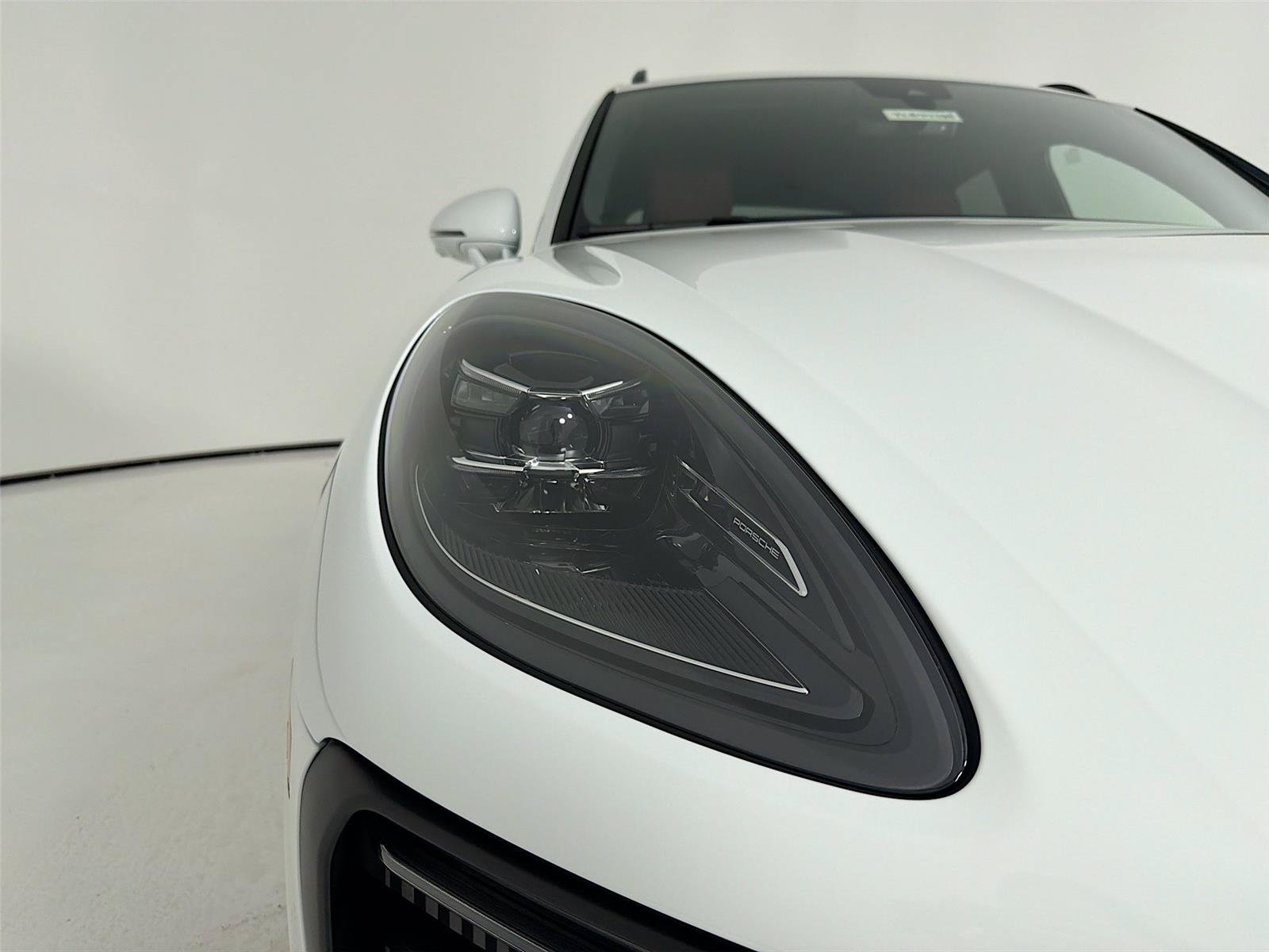 New 2026 Porsche Macan S AWD/4WD image 31