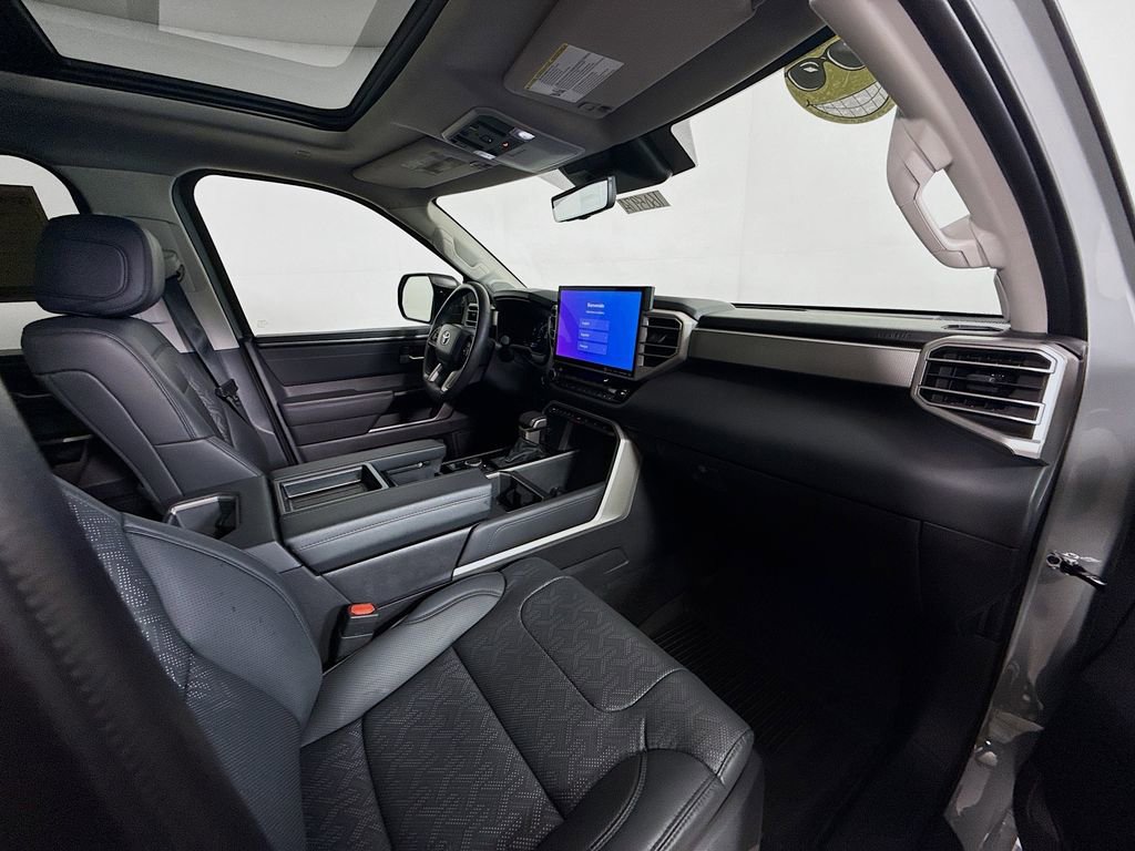 Used 2024 Toyota Tundra Limited image 30