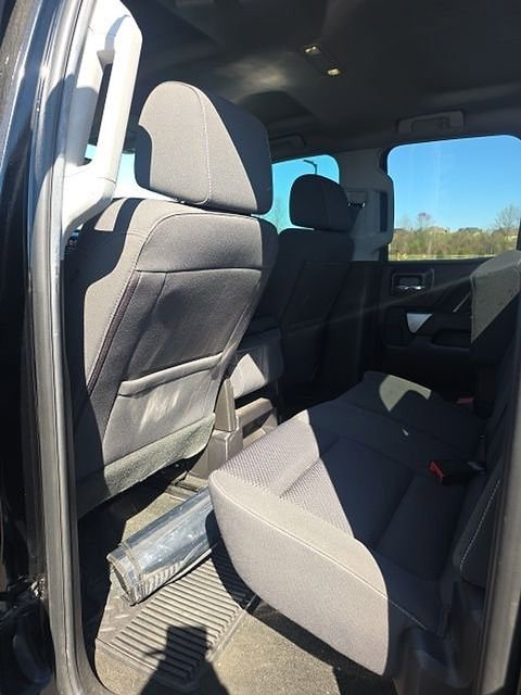 Used 2018 Chevrolet Silverado 1500 LT image 12