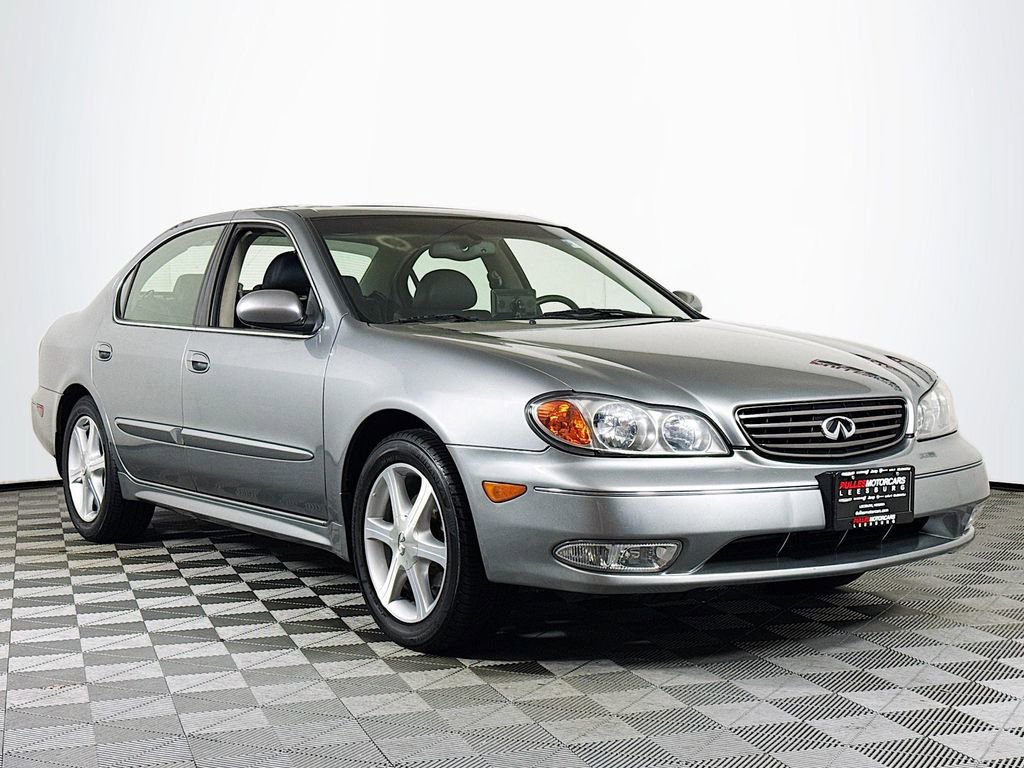 Used 2004 INFINITI I35 FWD image 1