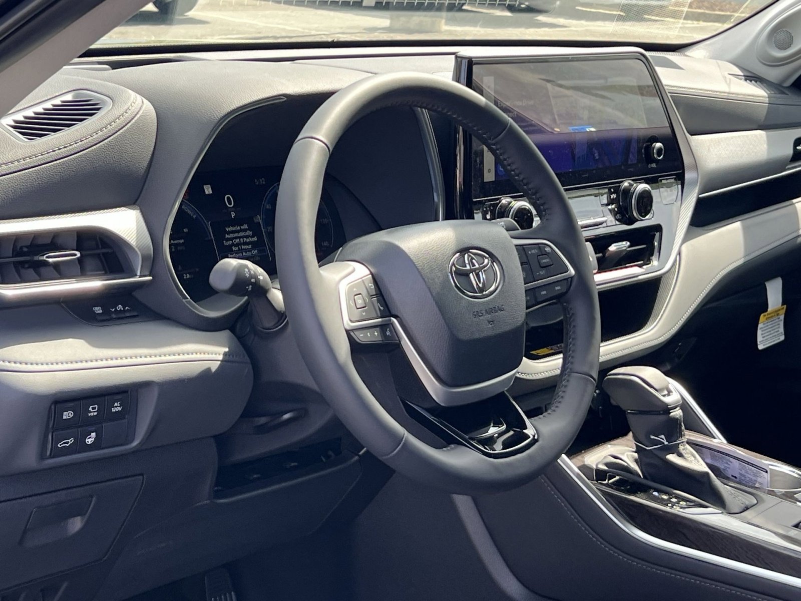 New 2026 Toyota Highlander Platinum image 11