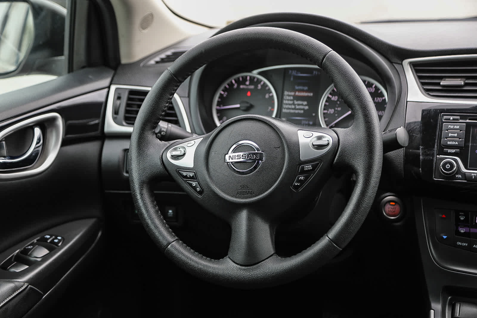 Used 2018 Nissan Sentra SV FWD image 15