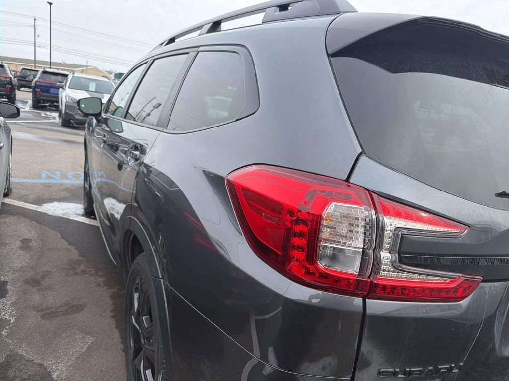 Certified 2025 Subaru Ascent Bronze Edition w/ Popular Package #2 image 4