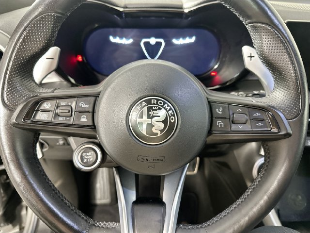 Used 2024 Alfa Romeo Tonale Veloce AWD/4WD image 23