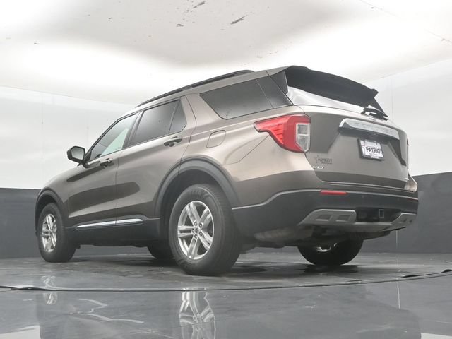 Used 2021 Ford Explorer XLT w/ Equipment Group 202A AWD/4WD image 51