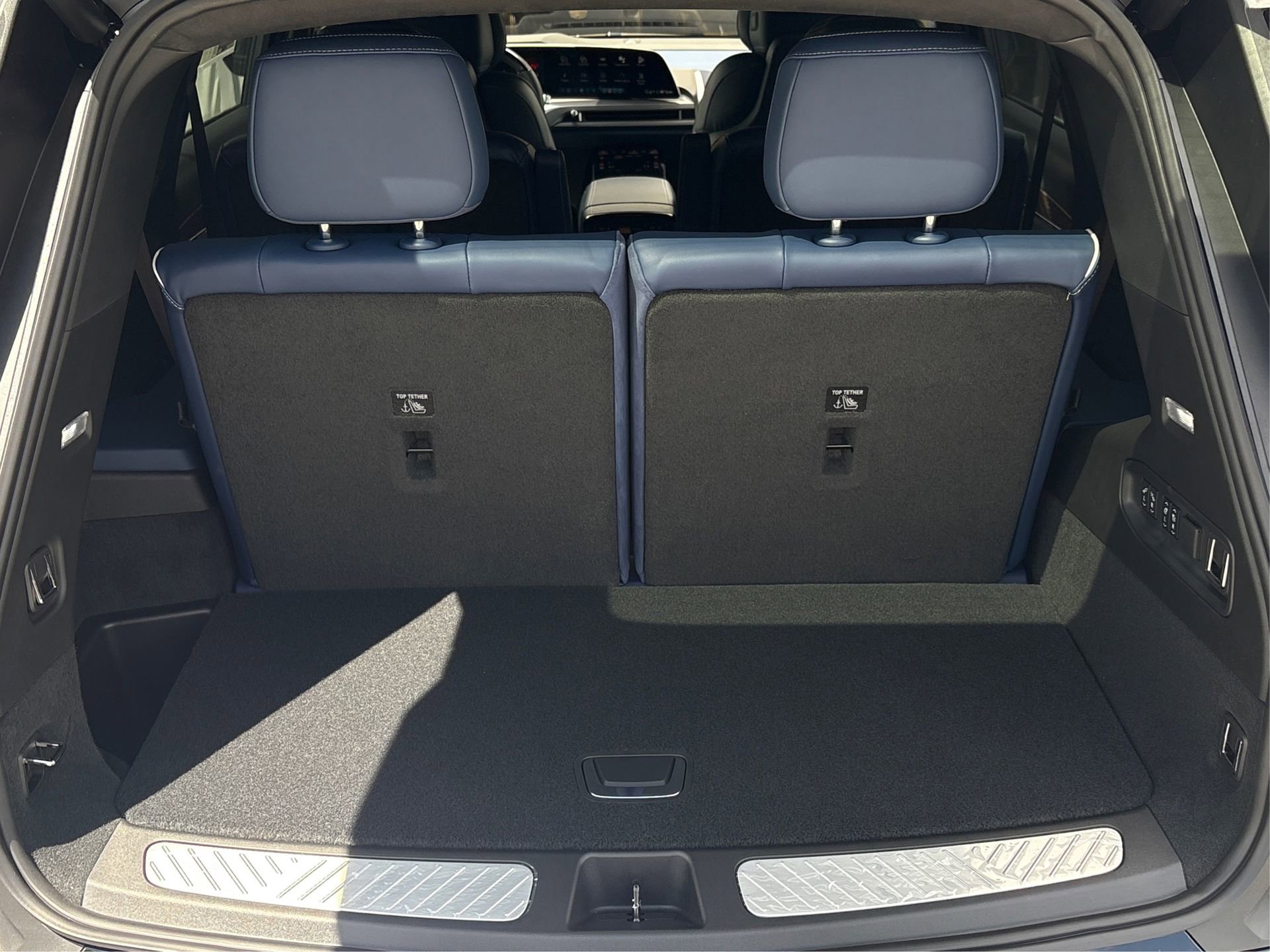 New 2026 Cadillac Vistiq Premium Luxury image 11