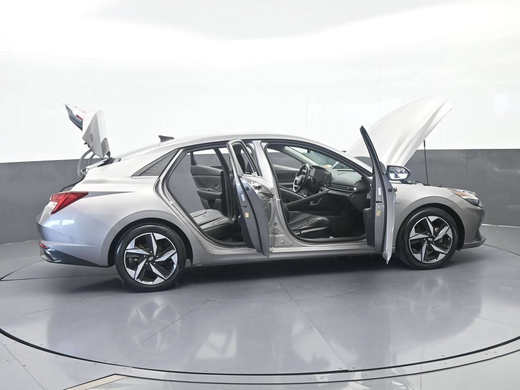 Used 2022 Hyundai Elantra Limited FWD image 72
