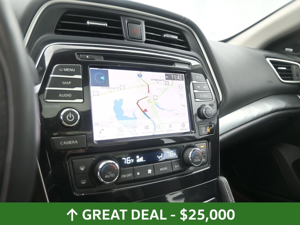 Used 2023 Nissan Maxima SL image 31