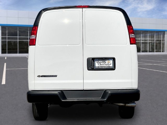 New 2026 Chevrolet Express 2500 w/ Driver Convenience Package RWD image 4