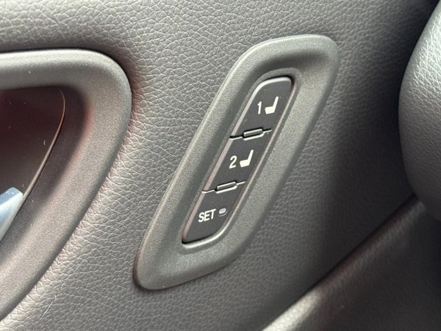 Used 2024 Honda Pilot EX-L image 16