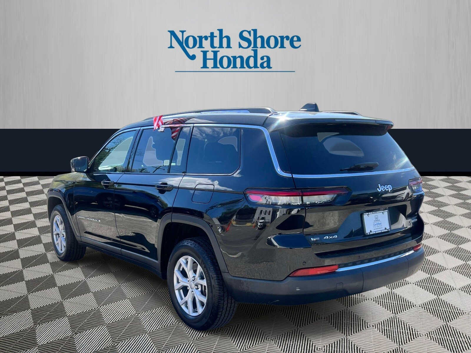 Used 2021 Jeep Grand Cherokee L Limited AWD/4WD image 5