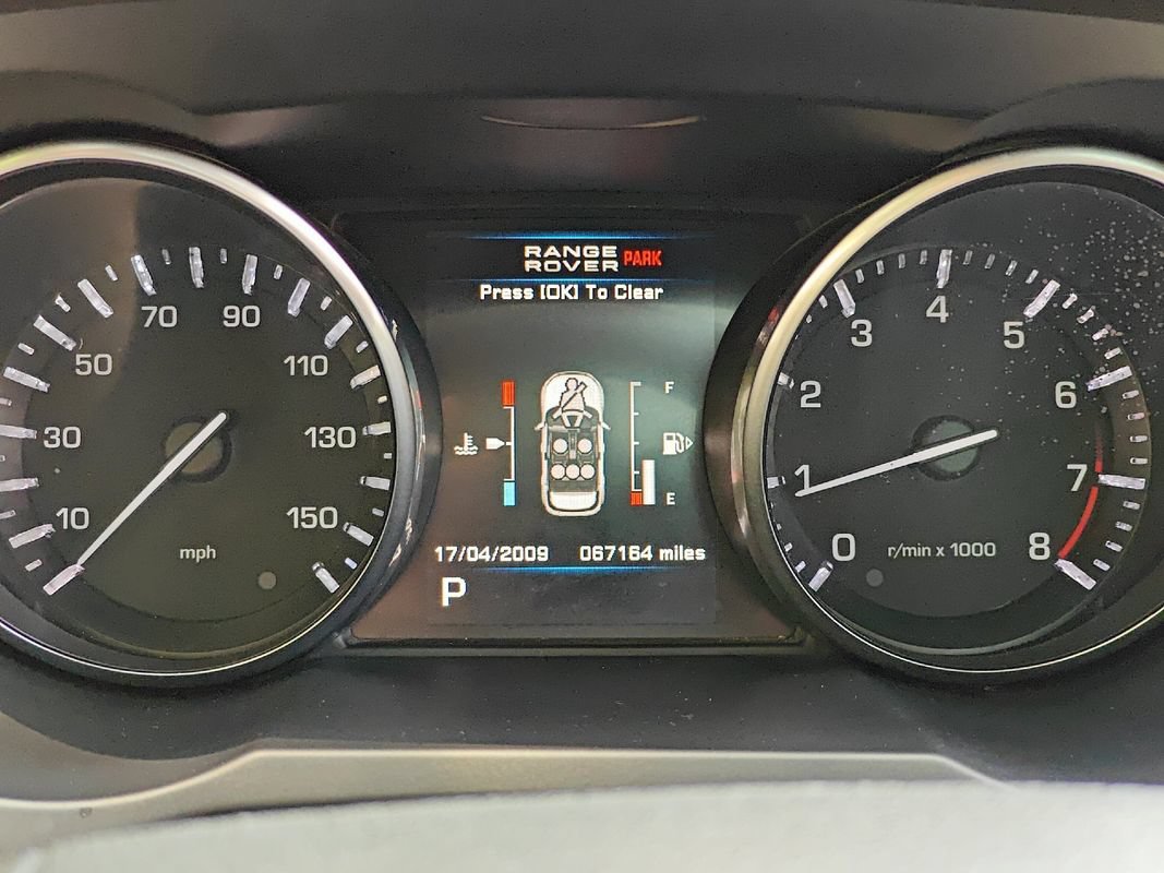 Used 2012 Land Rover Range Rover Evoque Prestige w/ Prestige Premium Pkg AWD/4WD image 24
