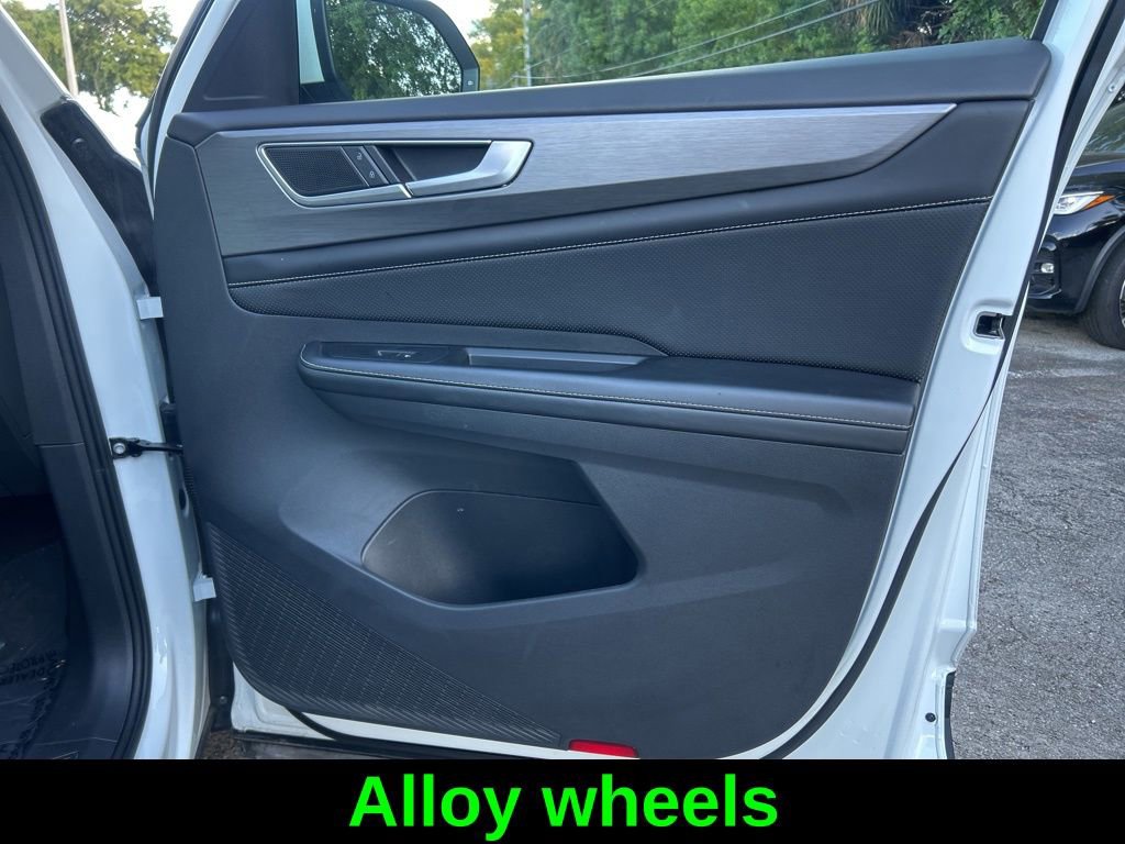 Used 2024 Volkswagen Atlas Cross Sport SE image 27