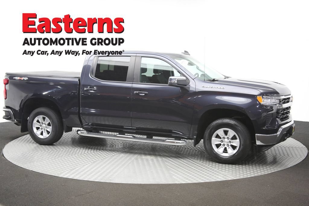 Used 2022 Chevrolet Silverado 1500 LT w/ Convenience Package II AWD/4WD image 47