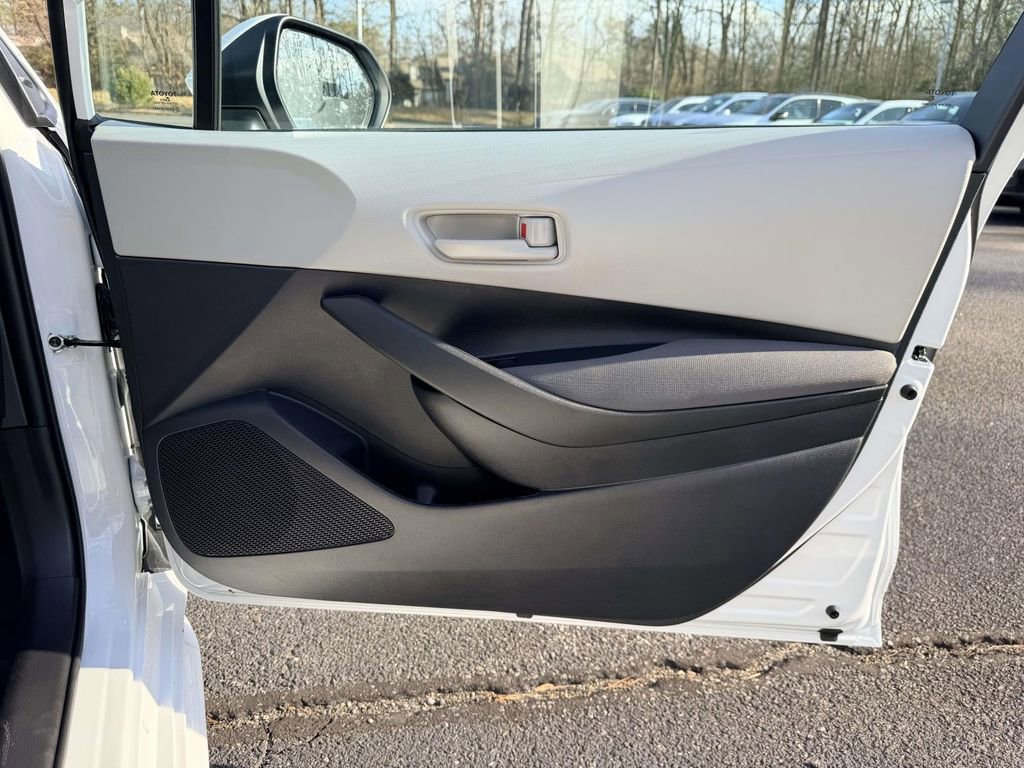 New 2026 Toyota Corolla LE image 10