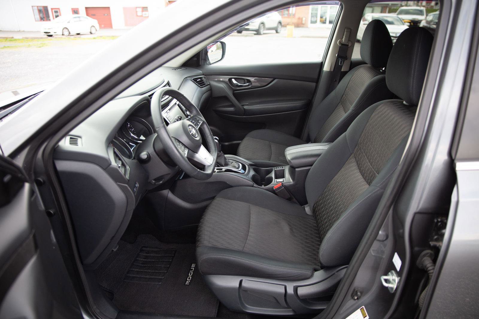 Used 2019 Nissan Rogue S w/ Special Edition Package image 20