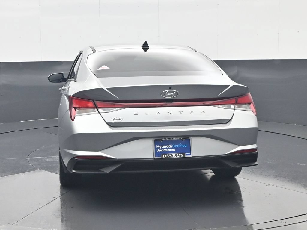 Certified 2022 Hyundai Elantra SEL FWD image 7