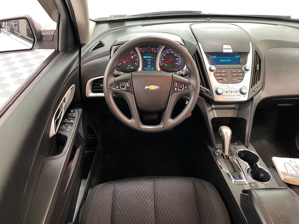 Used 2015 Chevrolet Equinox LS FWD image 16