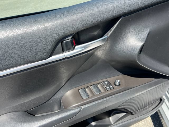 Used 2023 Toyota Camry SE FWD image 29