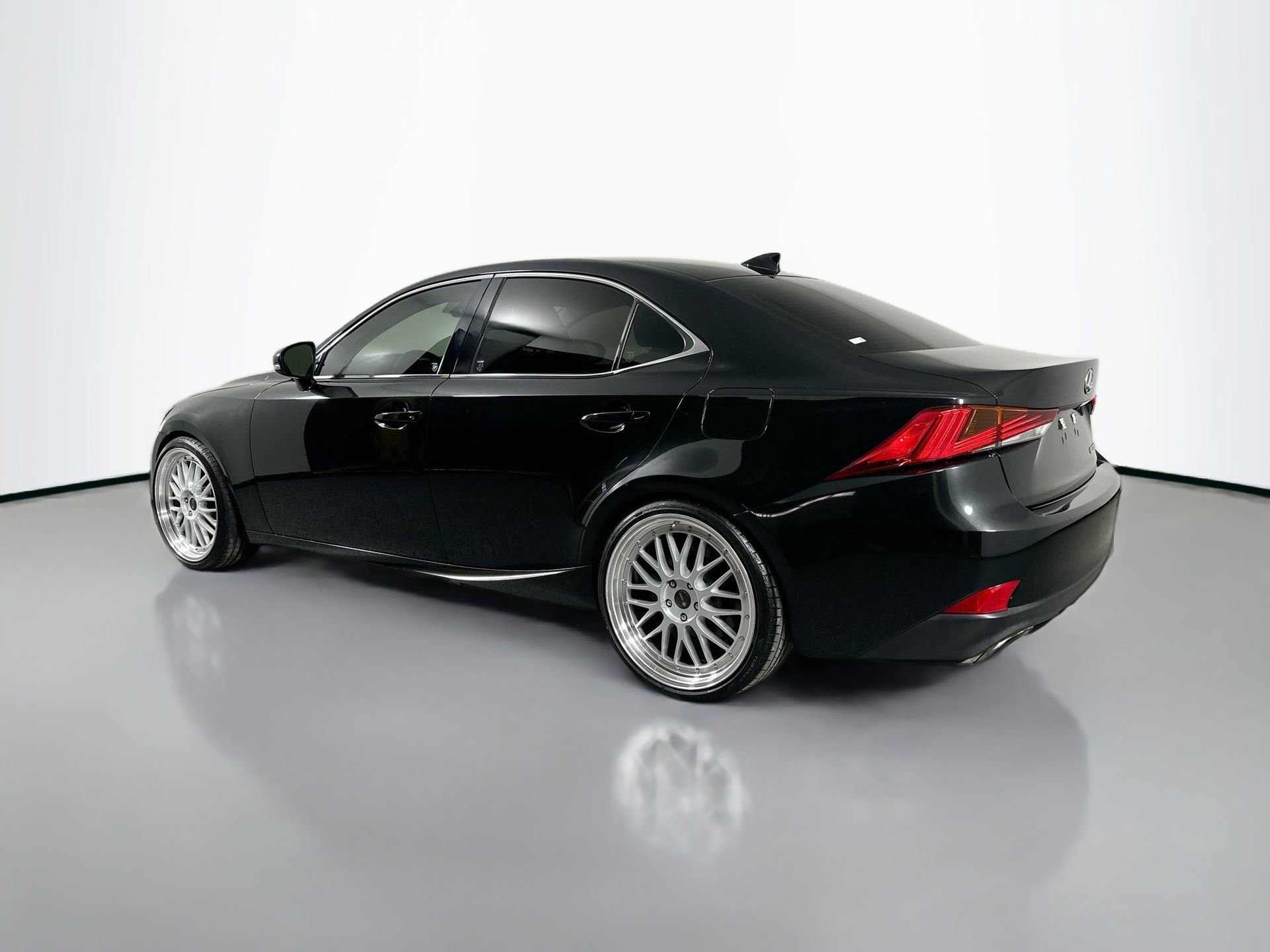 Used 2020 Lexus IS 300 image 7