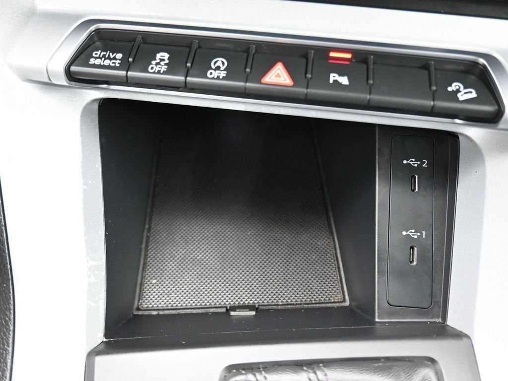 Used 2023 Audi Q3 2.0T Premium image 22