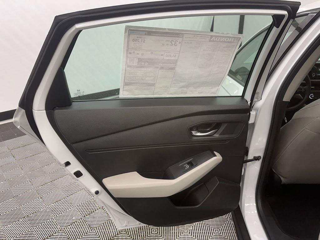 New 2025 Honda Accord SE image 22