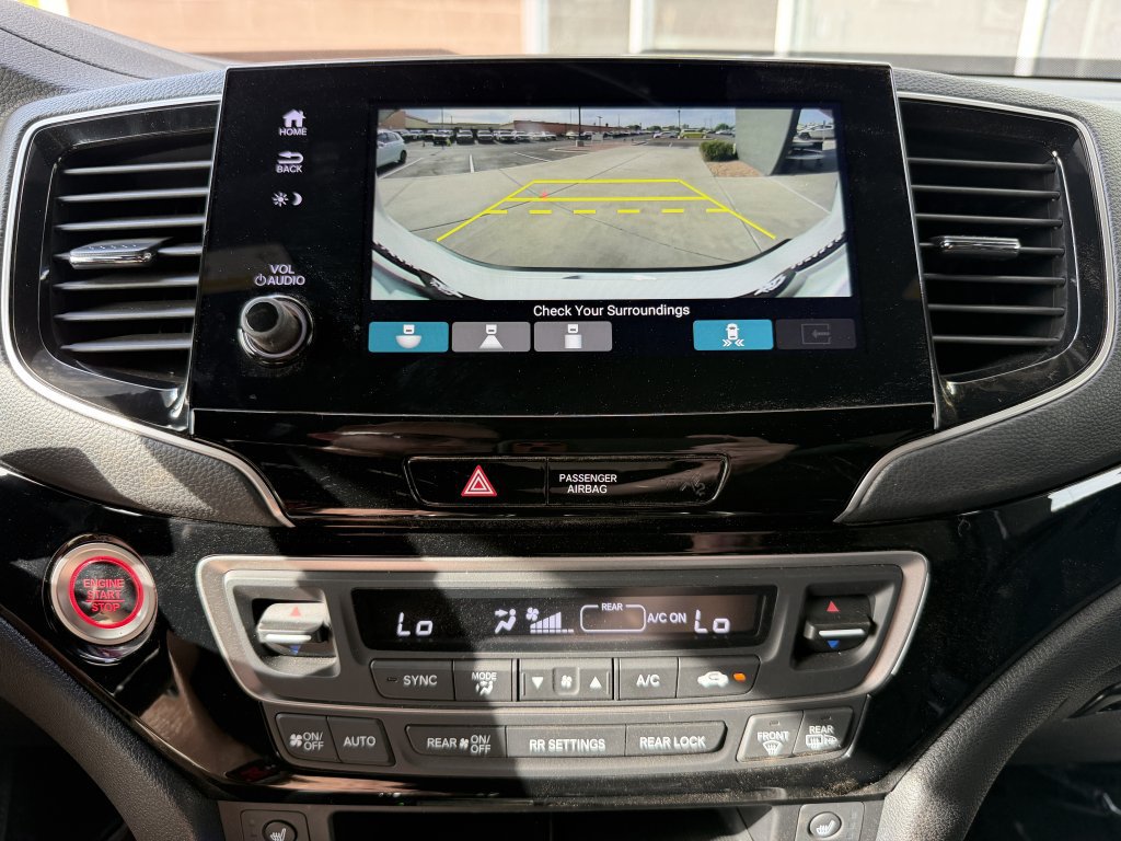 Used 2025 Honda Passport Black Edition image 19