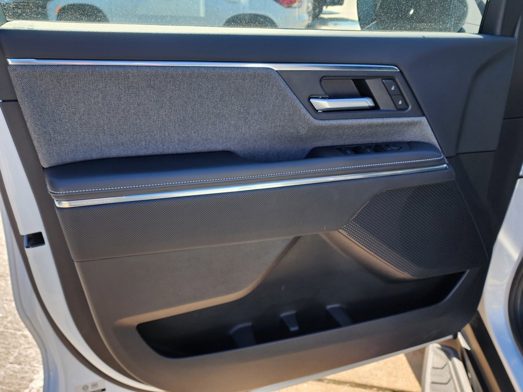 New 2026 GMC Sierra EV Elevation image 15