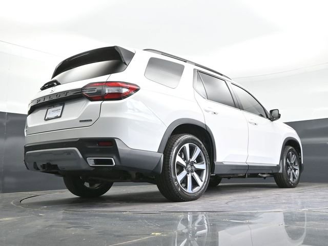 Used 2025 Honda Pilot Touring image 34