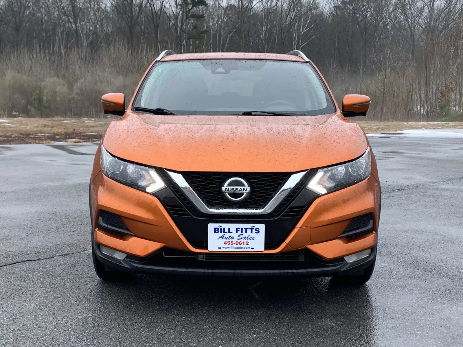 Used 2022 Nissan Rogue Sport SV w/ Technology Package FWD image 2