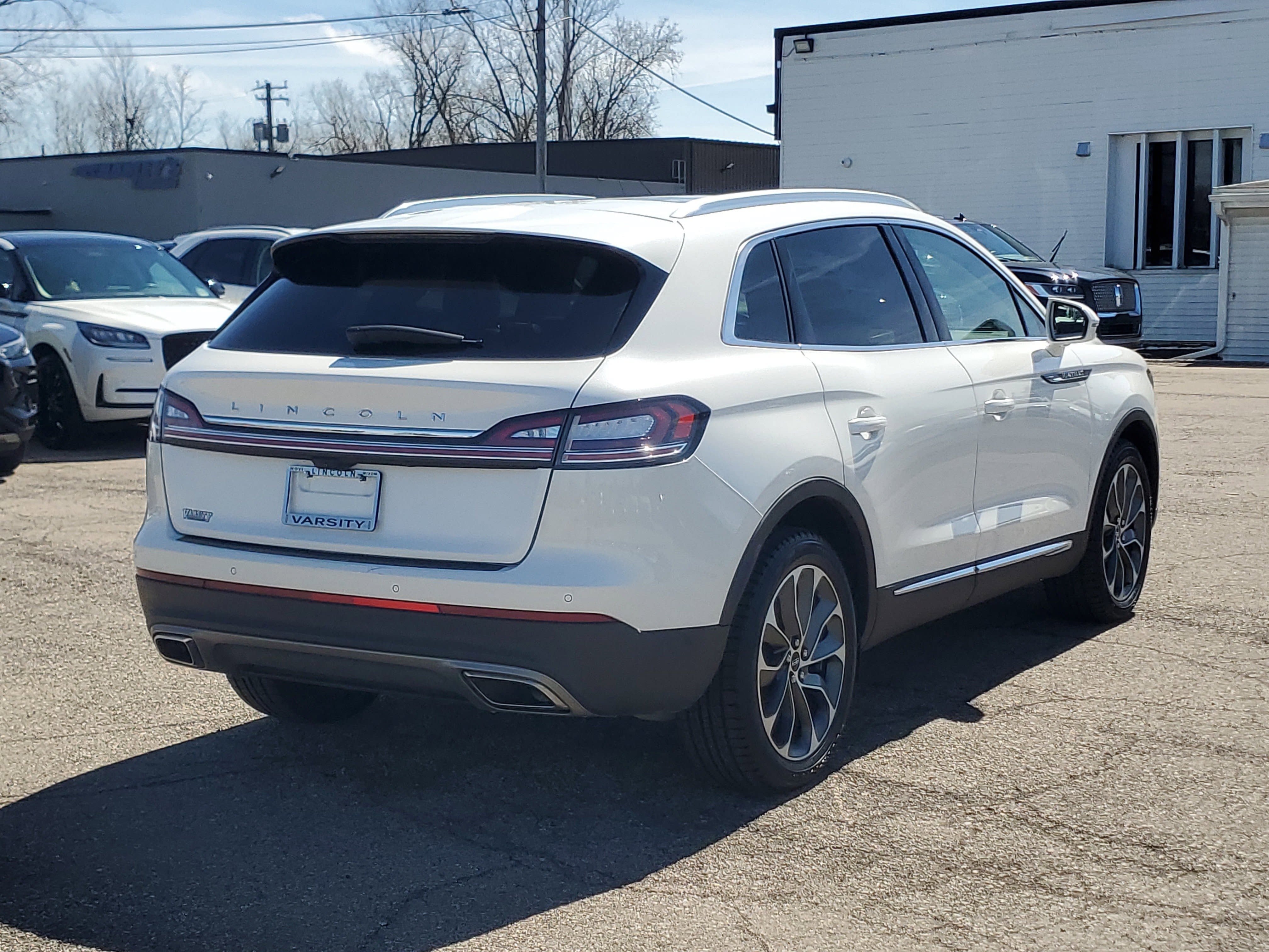 Certified 2023 Lincoln Nautilus Reserve w/ Equipment Group 201A AWD/4WD image 6