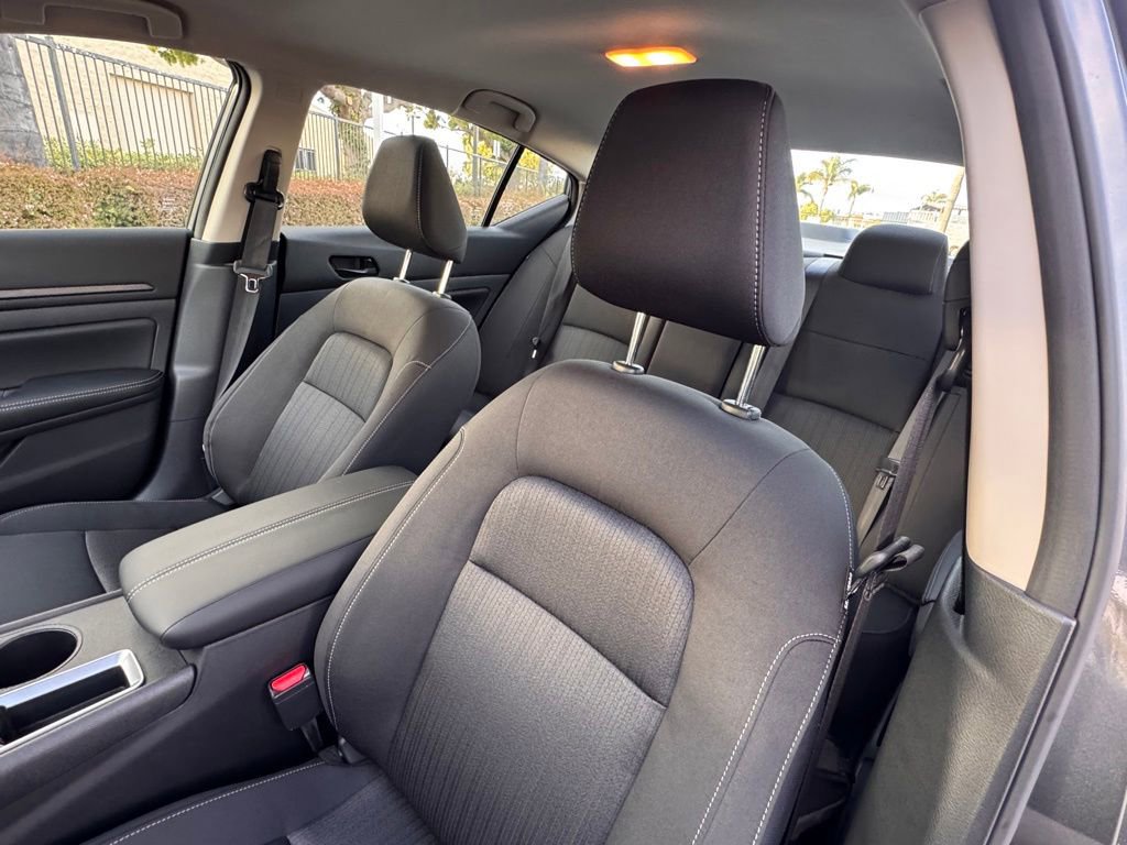 New 2026 Nissan Altima 2.5 SV FWD image 10