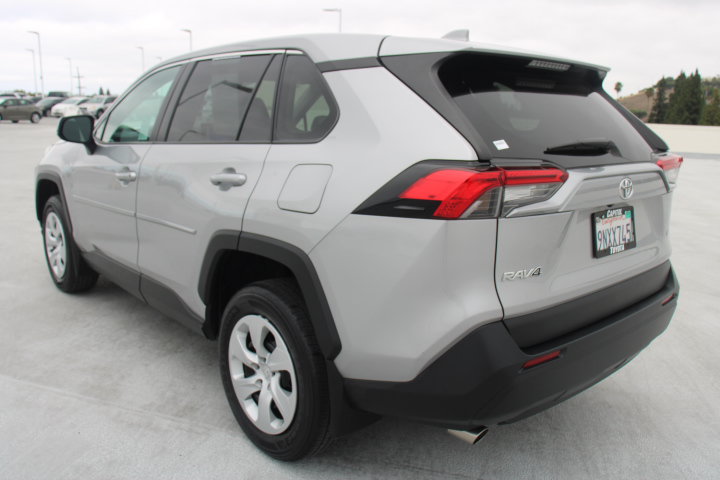 Certified 2024 Toyota RAV4 LE FWD image 5