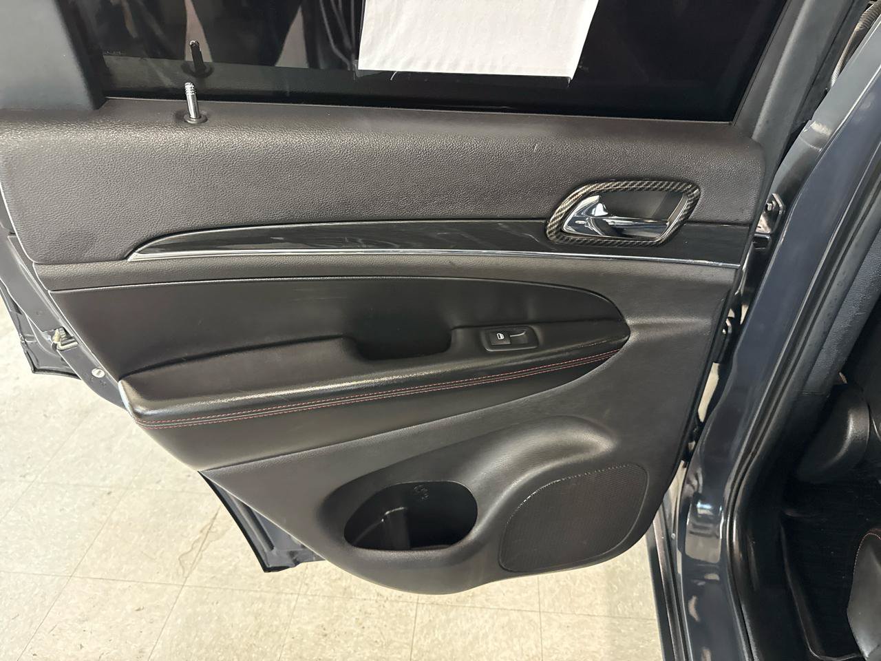 Used 2018 Jeep Grand Cherokee Trailhawk w/ Trailhawk Luxury Group AWD/4WD image 40