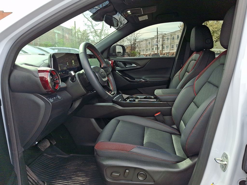 Used 2026 Chevrolet Equinox RS image 12