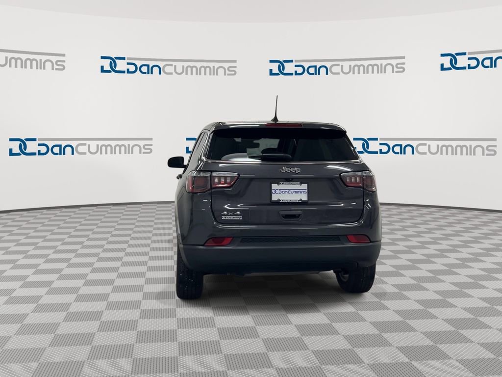 Used 2024 Jeep Compass Sport AWD/4WD image 7