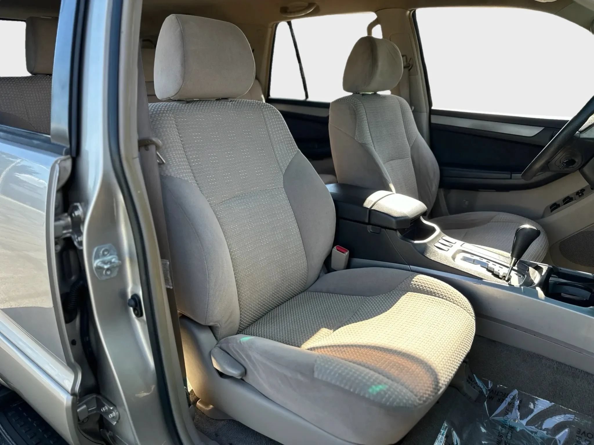 Used 2004 Toyota 4Runner Sport AWD/4WD image 27