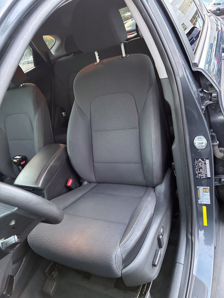 Used 2020 Hyundai Tucson Value FWD image 19