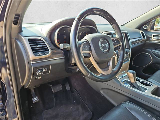 Used 2017 Jeep Grand Cherokee Overland RWD image 10
