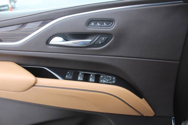 Used 2022 Cadillac Escalade Premium Luxury w/ LPO, Floor Liner Package AWD/4WD image 35