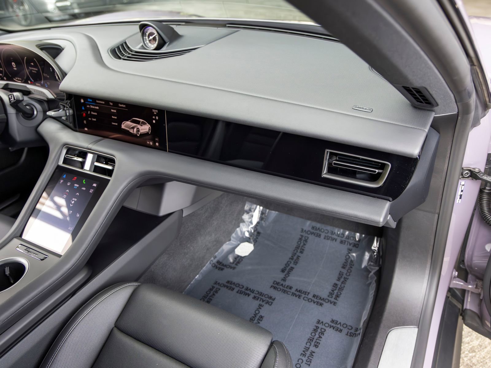 Certified 2025 Porsche Taycan image 61