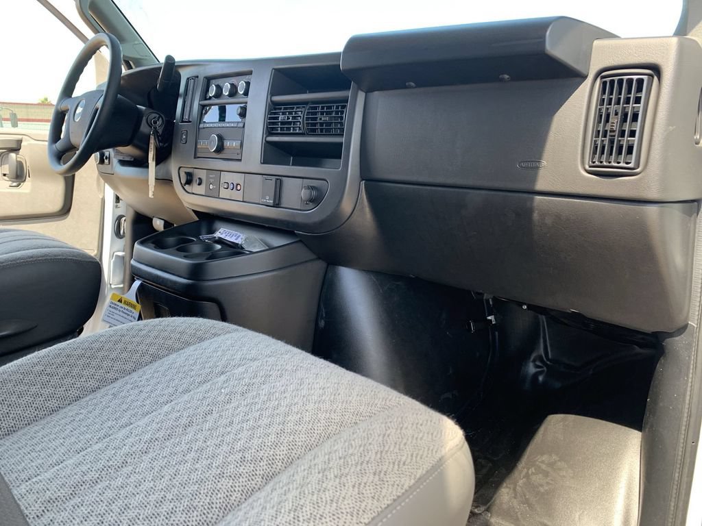 New 2026 Chevrolet Express 2500 w/ Driver Convenience Package RWD image 27