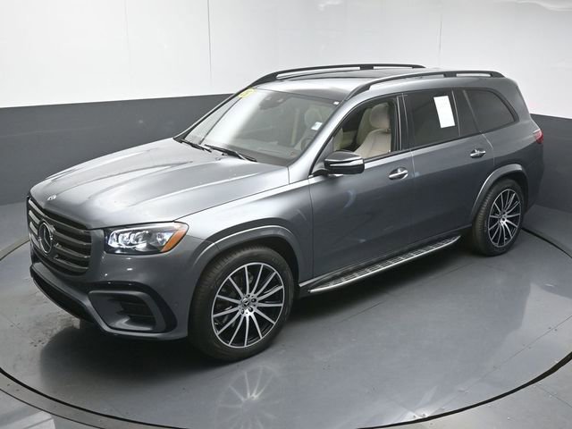 Used 2025 Mercedes-Benz GLS 450 4MATIC image 45