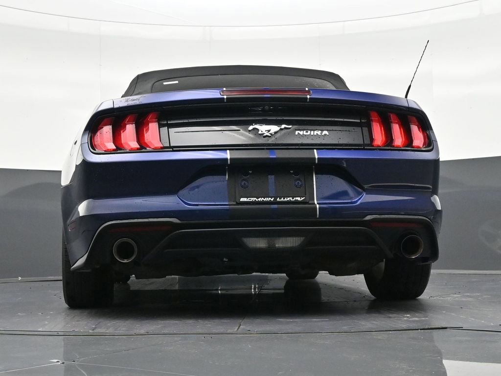 Used 2020 Ford Mustang Convertible image 28