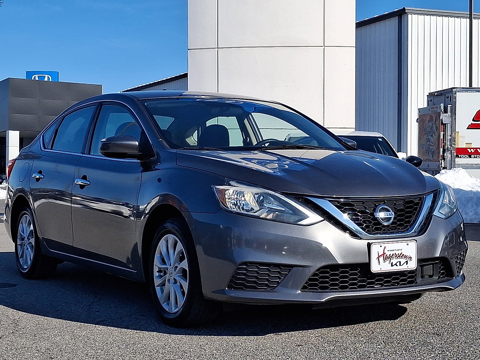 Used 2018 Nissan Sentra SV image 3
