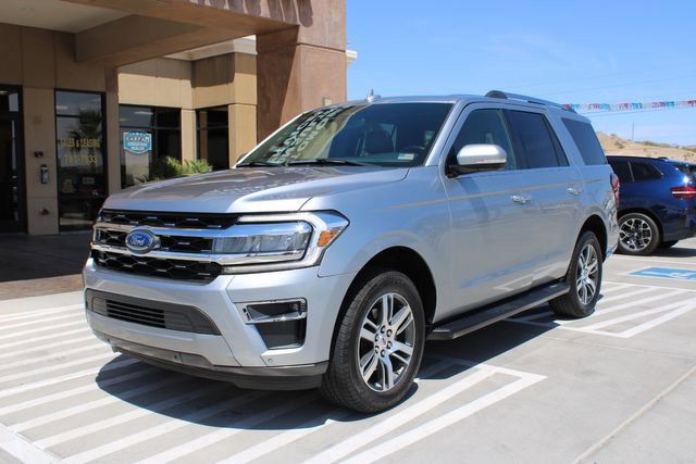 Used 2024 Ford Expedition Limited AWD/4WD image 3